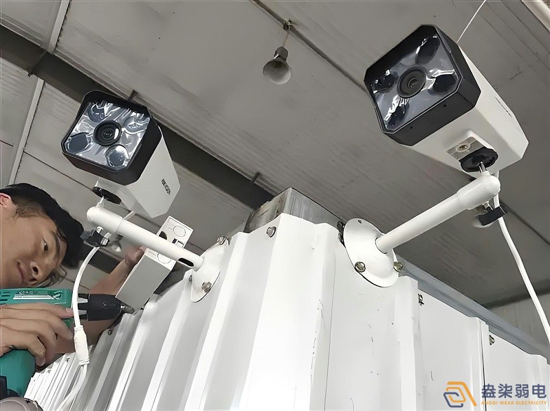 倉(cāng)庫(kù)監(jiān)控怎么裝？AI智能攝像頭兼顧監(jiān)管與防盜