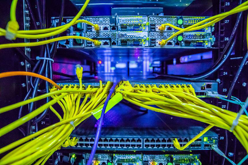 安防監控項目 中，挑選交換機需要注意什么？