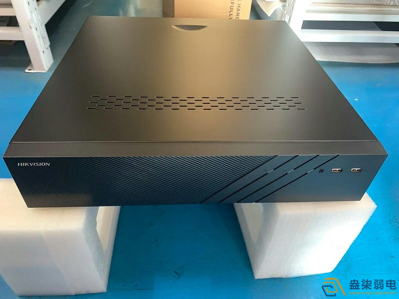 16路8盤的硬盤錄像機(jī)適合搭配哪些安防監(jiān)控?cái)z像頭？