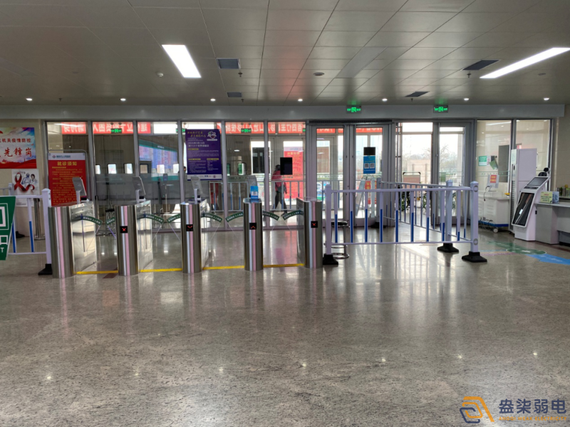 成都007科技今日分享，醫院智慧安防門禁系統